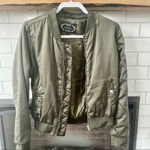 Ambiance olive green puffer jacket
